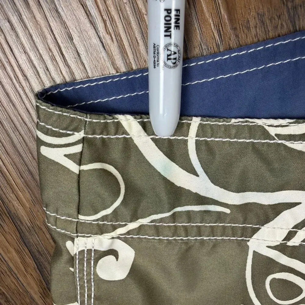 J. Crew Original Swimwear size 34 swim board shorts green cream tropical floral